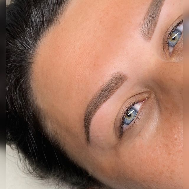 Ruhl_Cosmetics - Powderbrows Referenzen